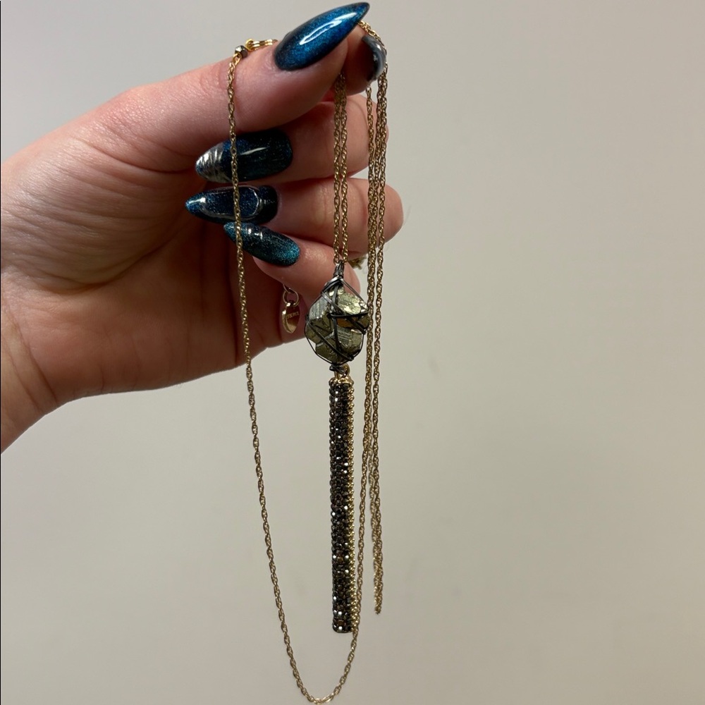✨ Nakamol Pyrite Crystal Tassel Necklace Gold Tone Adjustable Statement Pendant